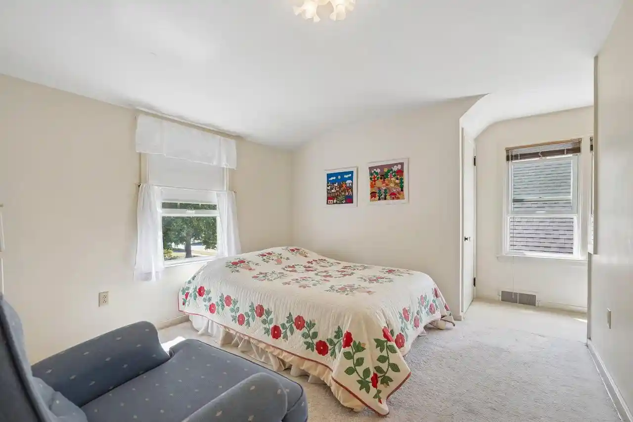 5th image of 4907 N Idlewild Avenue Avenue, Milwaukee, WI 53217 | MLS# 1972956