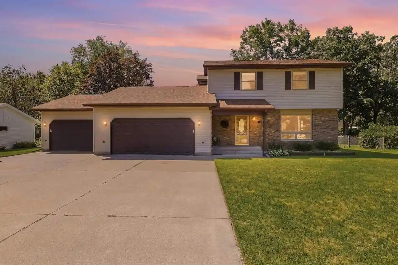 1st image of 1841 Ponderosa Street Street, Plover, WI 54467 | MLS# 22603492