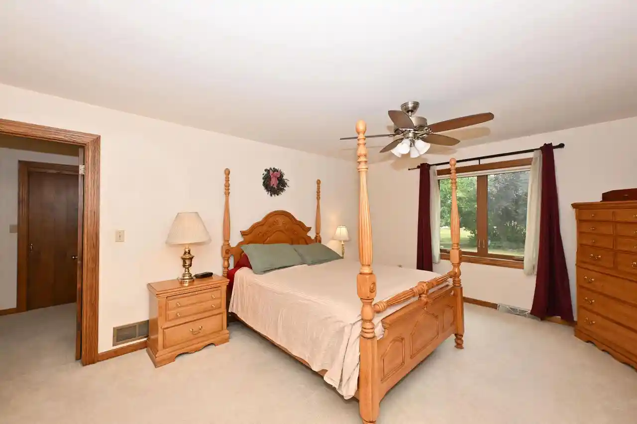 3rd image of 3998 S Victoria Circle Circle, New Berlin, WI 53151 | MLS# 1972990