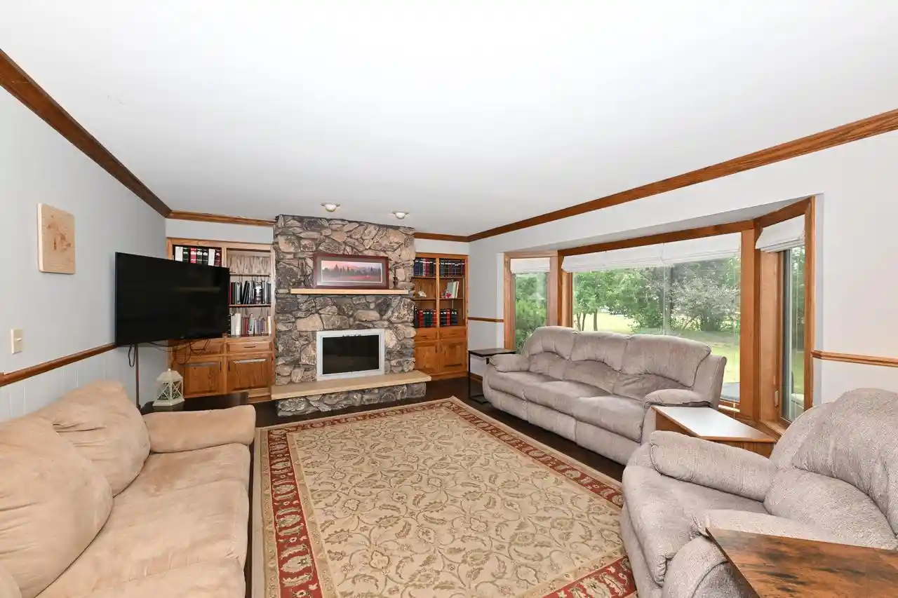 27th image of 3998 S Victoria Circle Circle, New Berlin, WI 53151 | MLS# 1972990