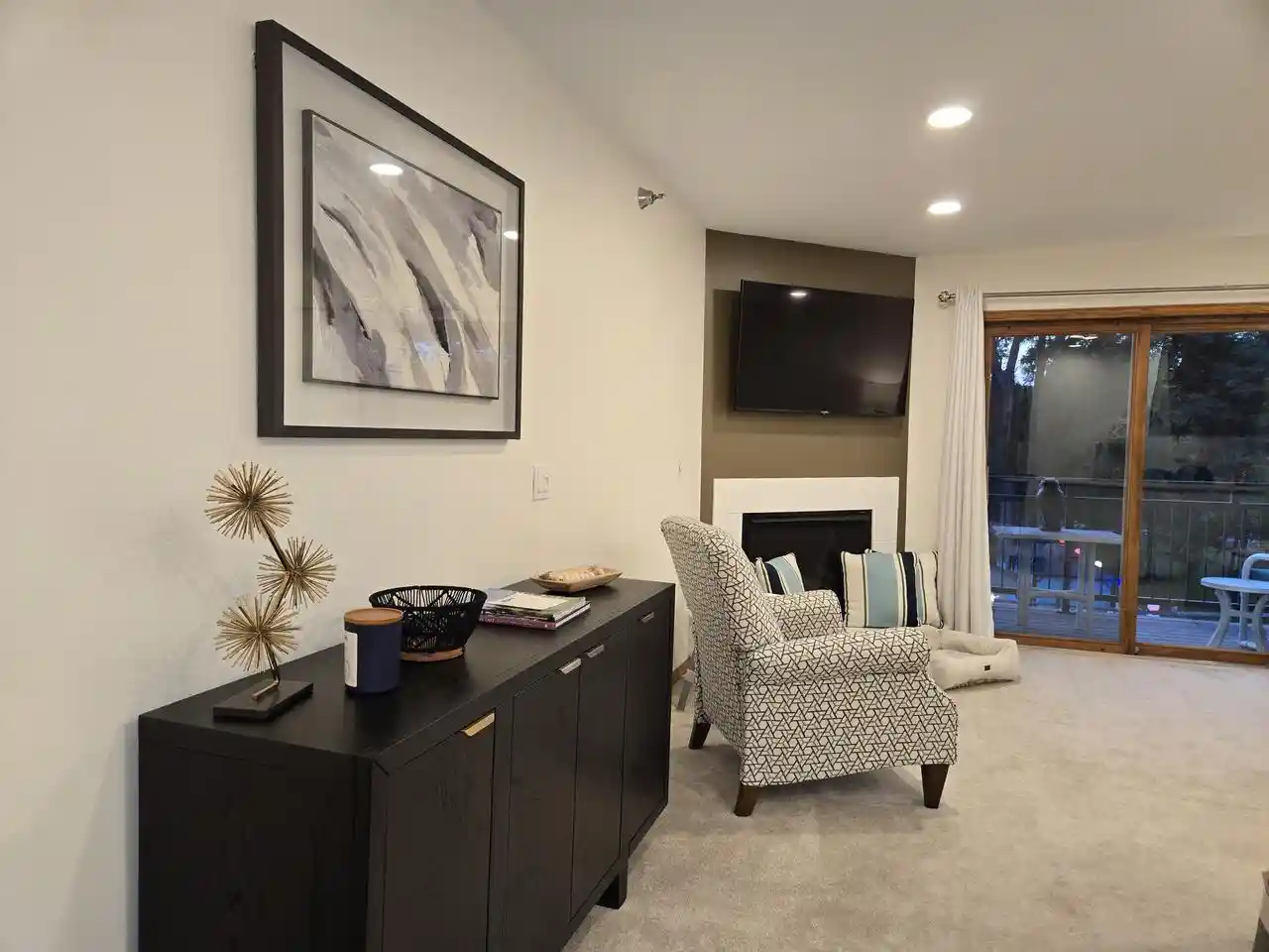 5th image of 111 Center Street Street #218, Lake Geneva, WI 53147 | MLS# 1972992
