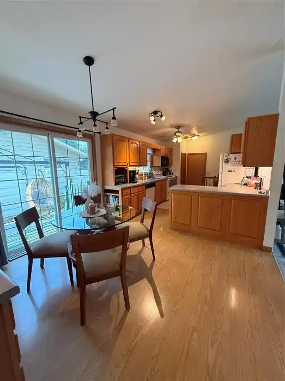 Photo 4 of Single family home for sale at 1470 Cummings Avenue Avenue, Eau Claire, WI 54701 | MLS# 1603539 | Listing updated on 2026-09-30
