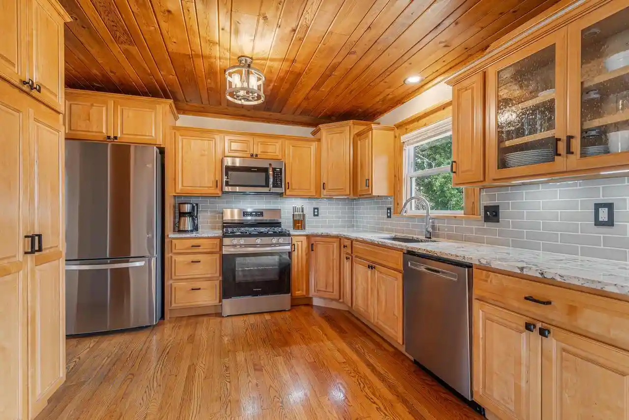 Photo 3 of Single family home for sale at 2104 Hazel Street Street, Oshkosh, WI 54901 | MLS# 50329603 | Listing updated on 2026-09-09