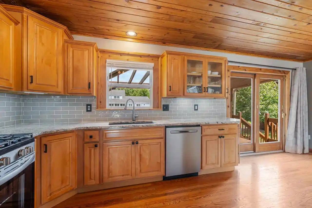 Photo 3 of Single family home for sale at 2104 Hazel Street Street, Oshkosh, WI 54901 | MLS# 50329603 | Listing updated on 2026-09-09