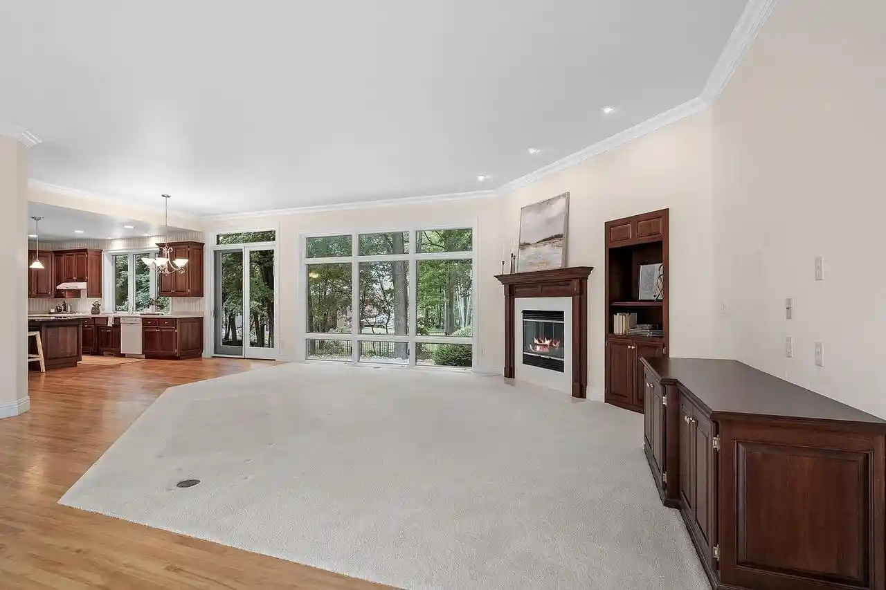 2nd image of 2060 Muirwood Court Court, Green Bay, WI 54313 | MLS# 50329673