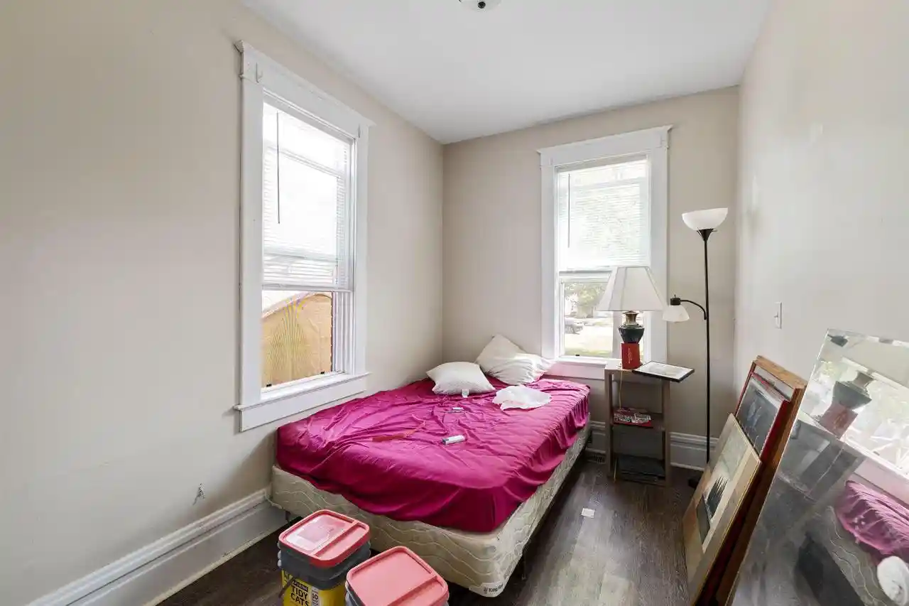 4th image of 929 Redfield St St, La Crosse, WI 54601