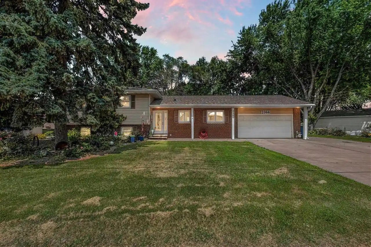 Homes for sale in Ashwaubenon, WI | 2366 S Ridge Road Road, Ashwaubenon, WI 54304 | MLS# 50329665