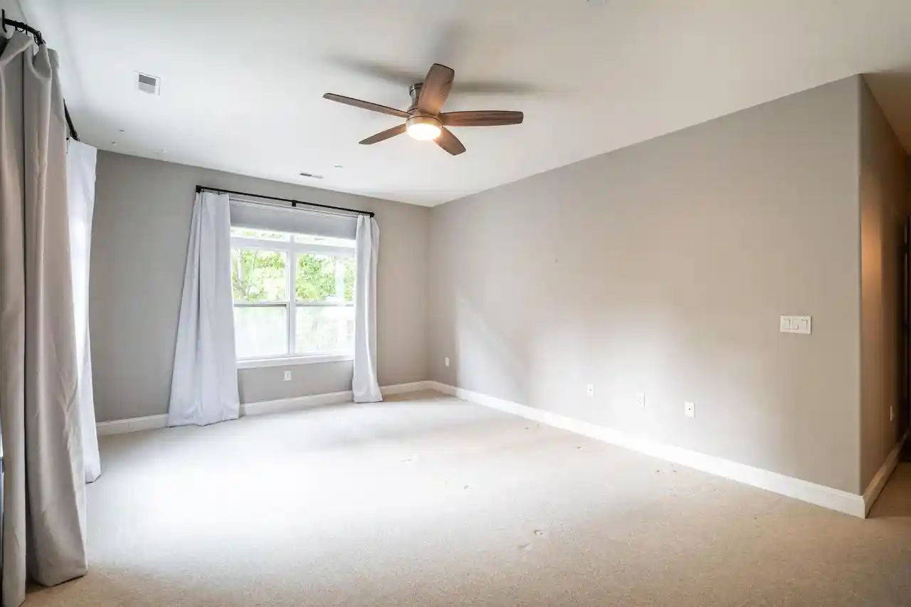 3rd image of 1905 N Water St St, Milwaukee, WI 53202