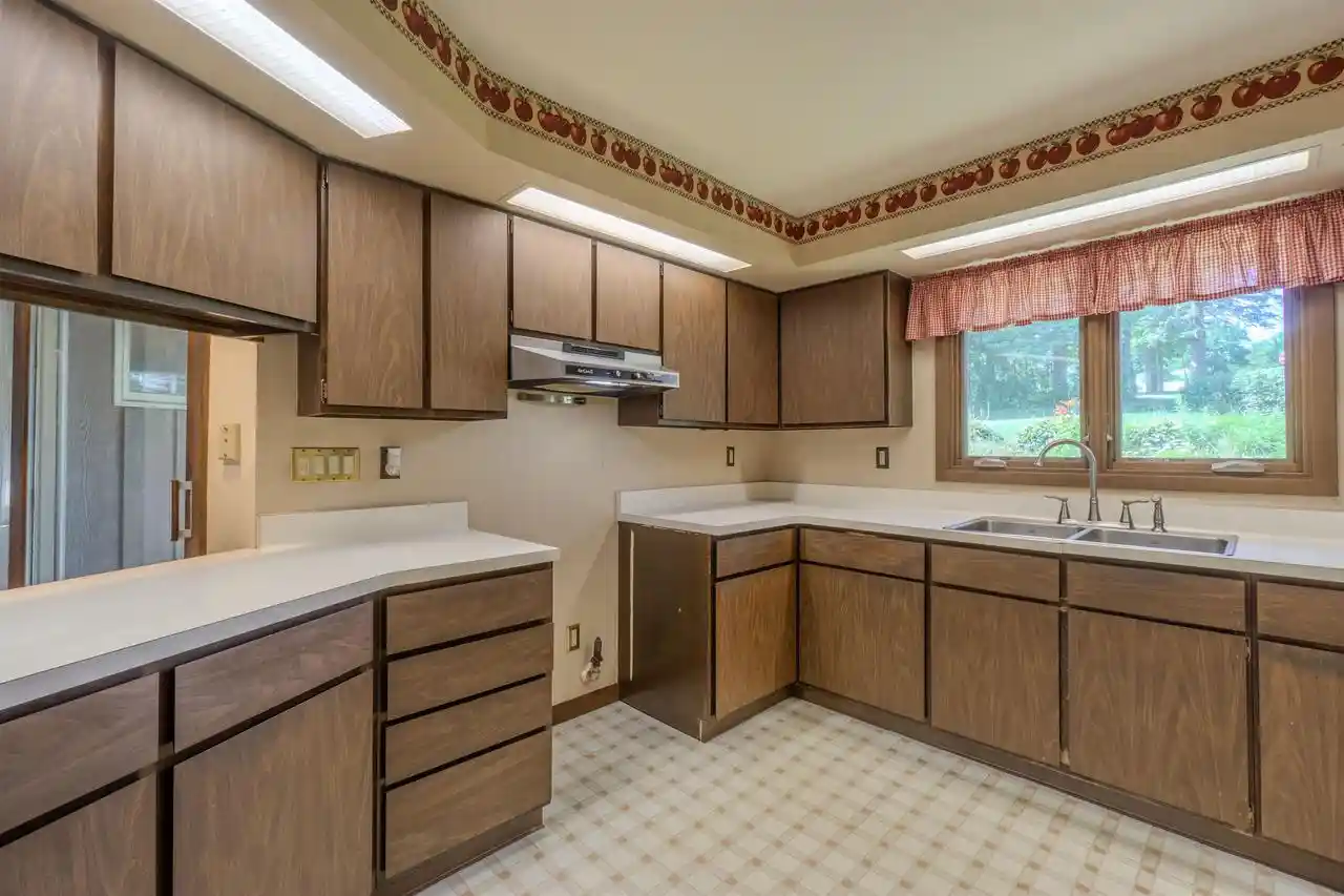 3rd image of 1311 Pine Street Street, Wausau, WI 54401 | MLS# 22603501