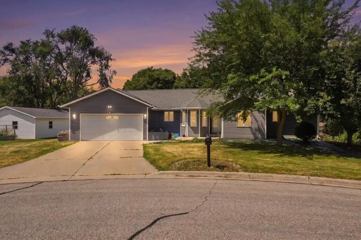 Photo 1 of Single family home for sale at 416 Stoneridge Terrace Terrace, Deforest, WI 53532 | MLS# 2028754 | Listing updated on 2026-09-14