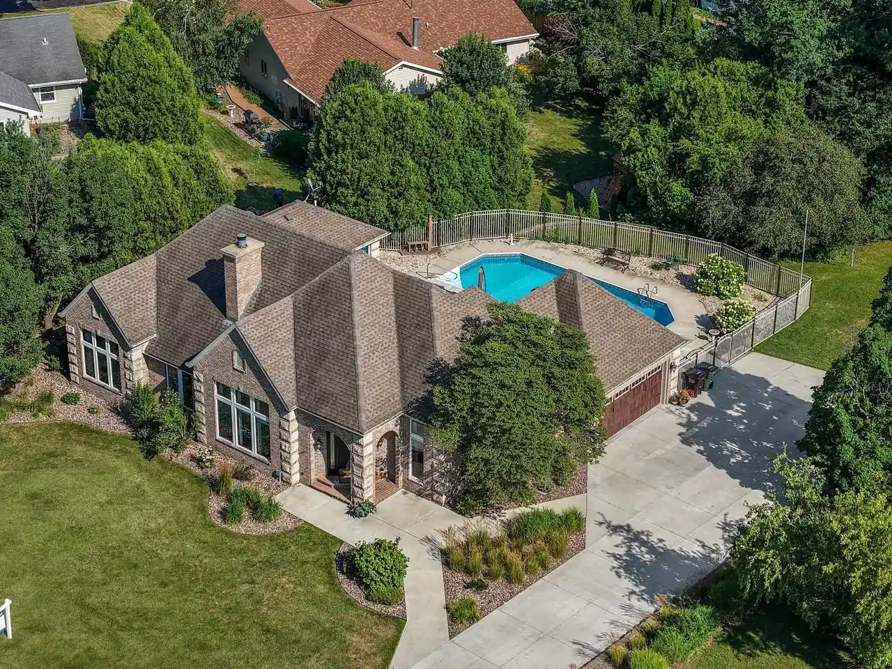 1st image of 1120 Seminole Dr Dr, Fort Atkinson, WI 53538 | MLS# 2028758