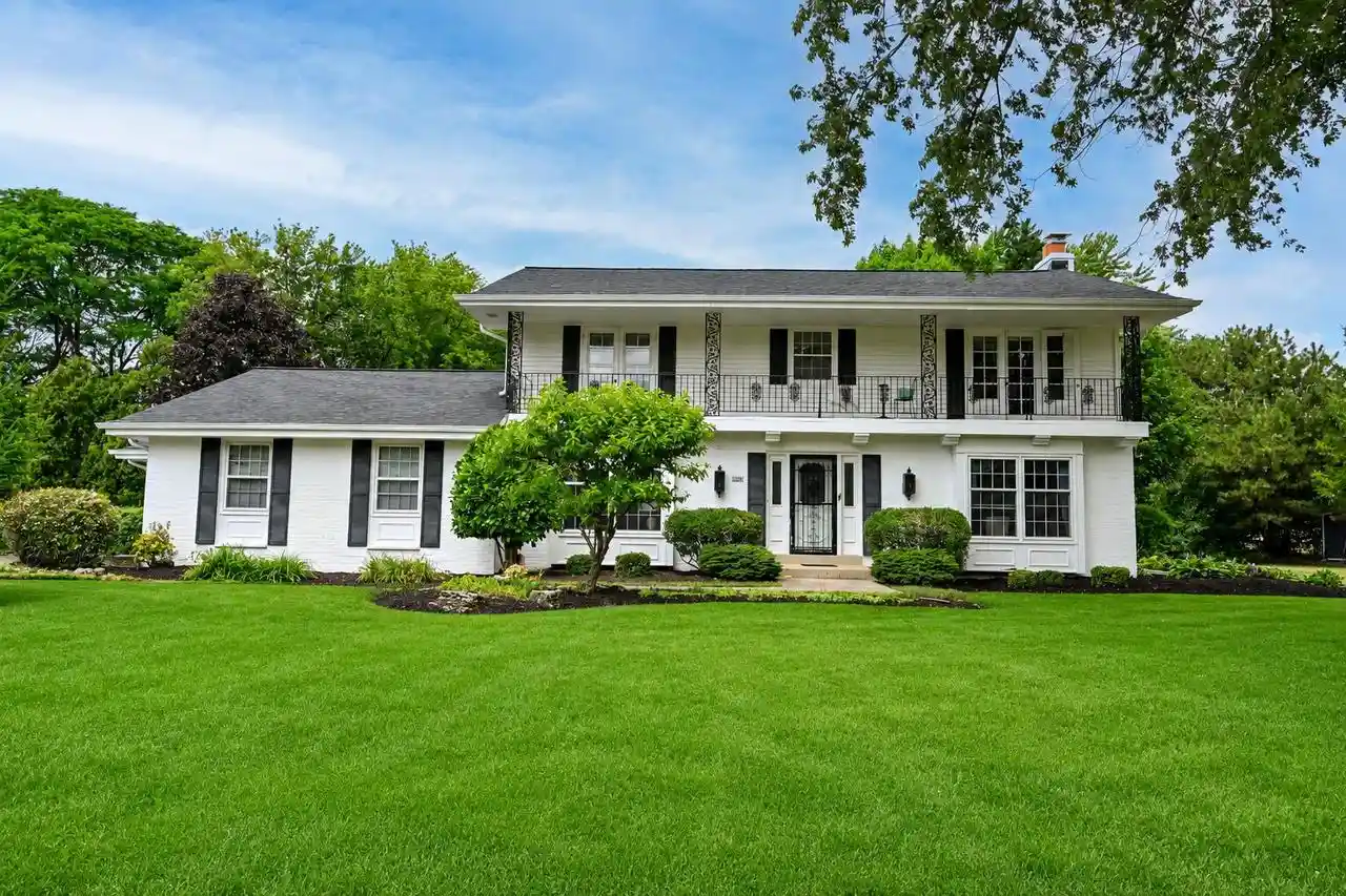 1st image of 15260 Cascade Dr Dr, Elm Grove, WI 53122 | MLS# 1973041
