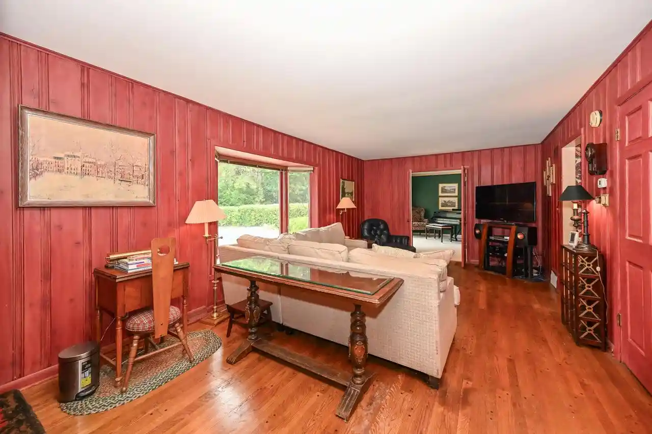 50th image of 15260 Cascade Dr Dr, Elm Grove, WI 53122 | MLS# 1973041