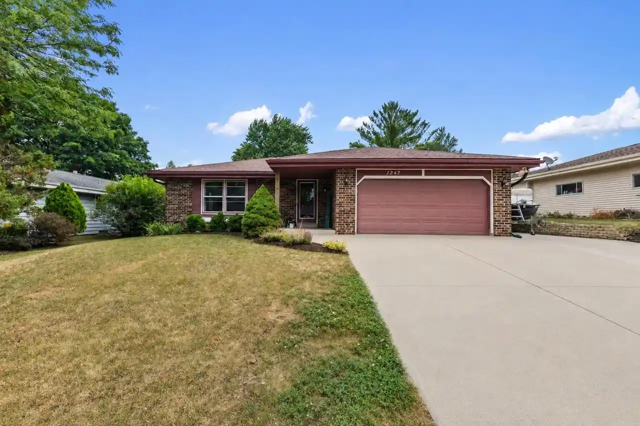 1st image of 1247 River Park Circle W Circle W, Mukwonago, WI 53149 | MLS# 1973046