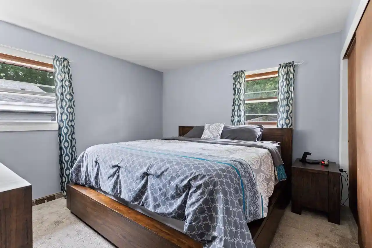 5th image of 1247 River Park Circle W Circle W, Mukwonago, WI 53149 | MLS# 1973046