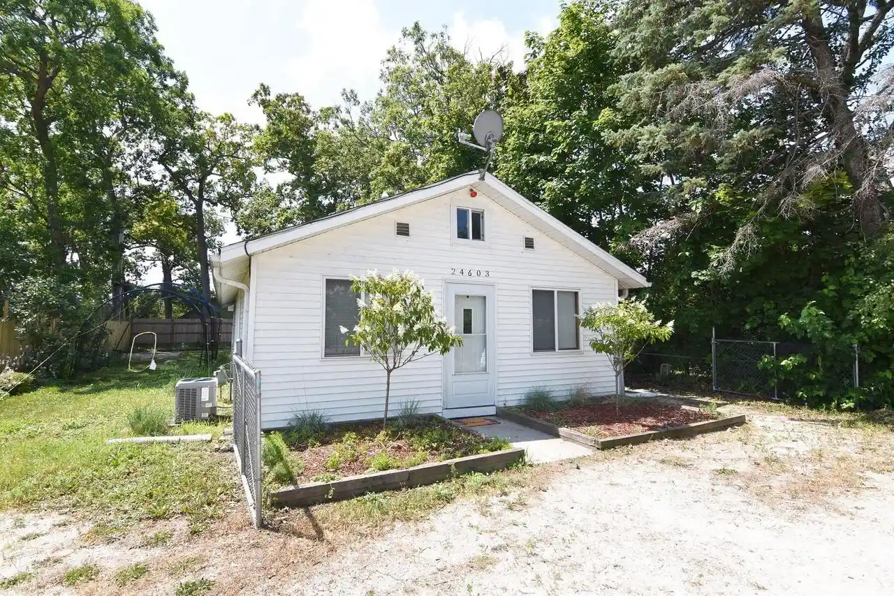 1st image of 24603 70th Street Street, Salem, WI 53168 | MLS# 1973056