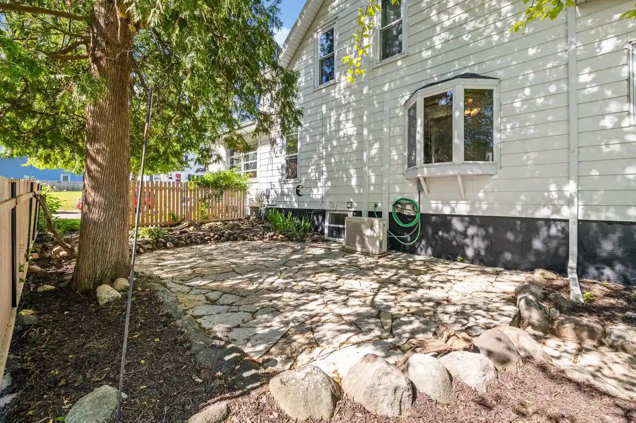 30th image of 432 Pleasant Avenue Avenue, Hartford, WI 53027 | MLS# 1973066
