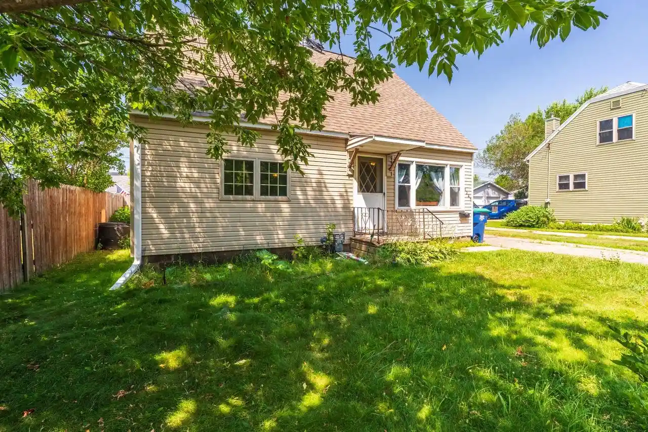 1st image of 1242 S 9th Avenue Avenue, Wausau, WI 54401 | MLS# 22603508