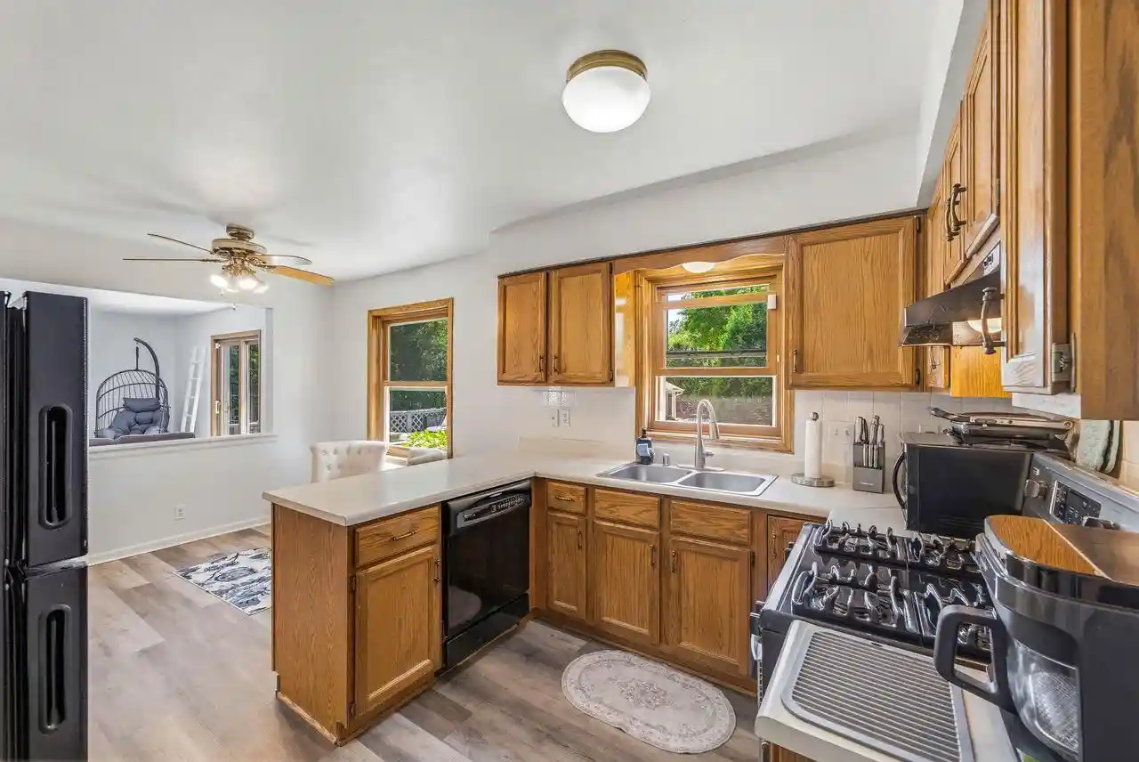 34th image of N78w15289 Haymeadow Road Road, Menomonee Falls, WI 53051 | MLS# 1973095