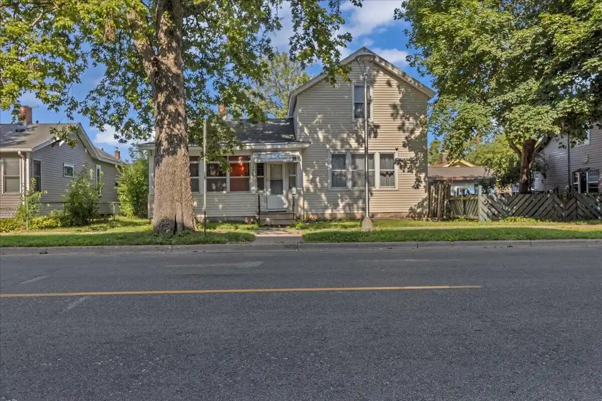 Photo 1 of Sale Pending at 1306 7th Street Street, La Crosse, WI 54601 | MLS# 1973099 | Listing updated on 2026-09-10