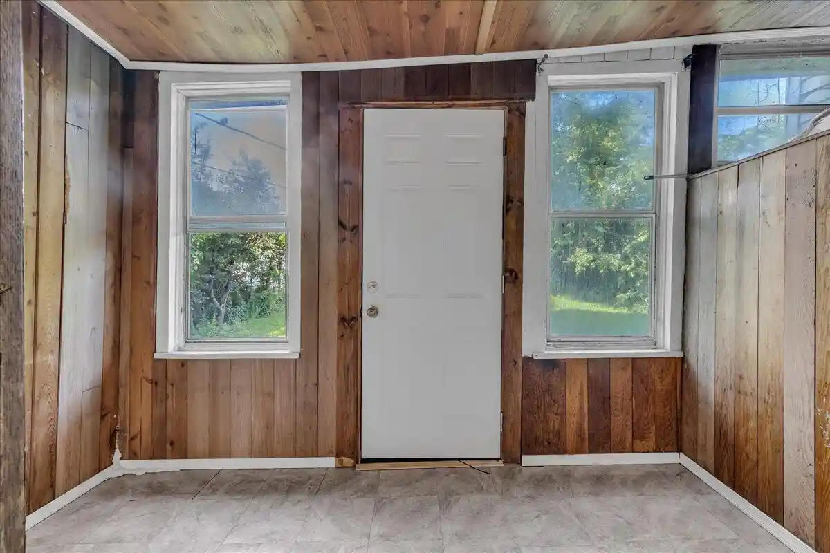 Photo 2 of Sale Pending at 1306 7th Street Street, La Crosse, WI 54601 | MLS# 1973099 | Listing updated on 2026-09-10