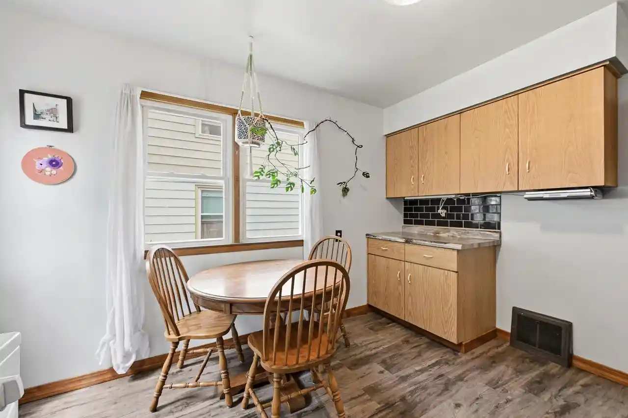 5th image of 3301 E Bottsford Avenue Avenue, Cudahy, WI 53110 | MLS# 1973100