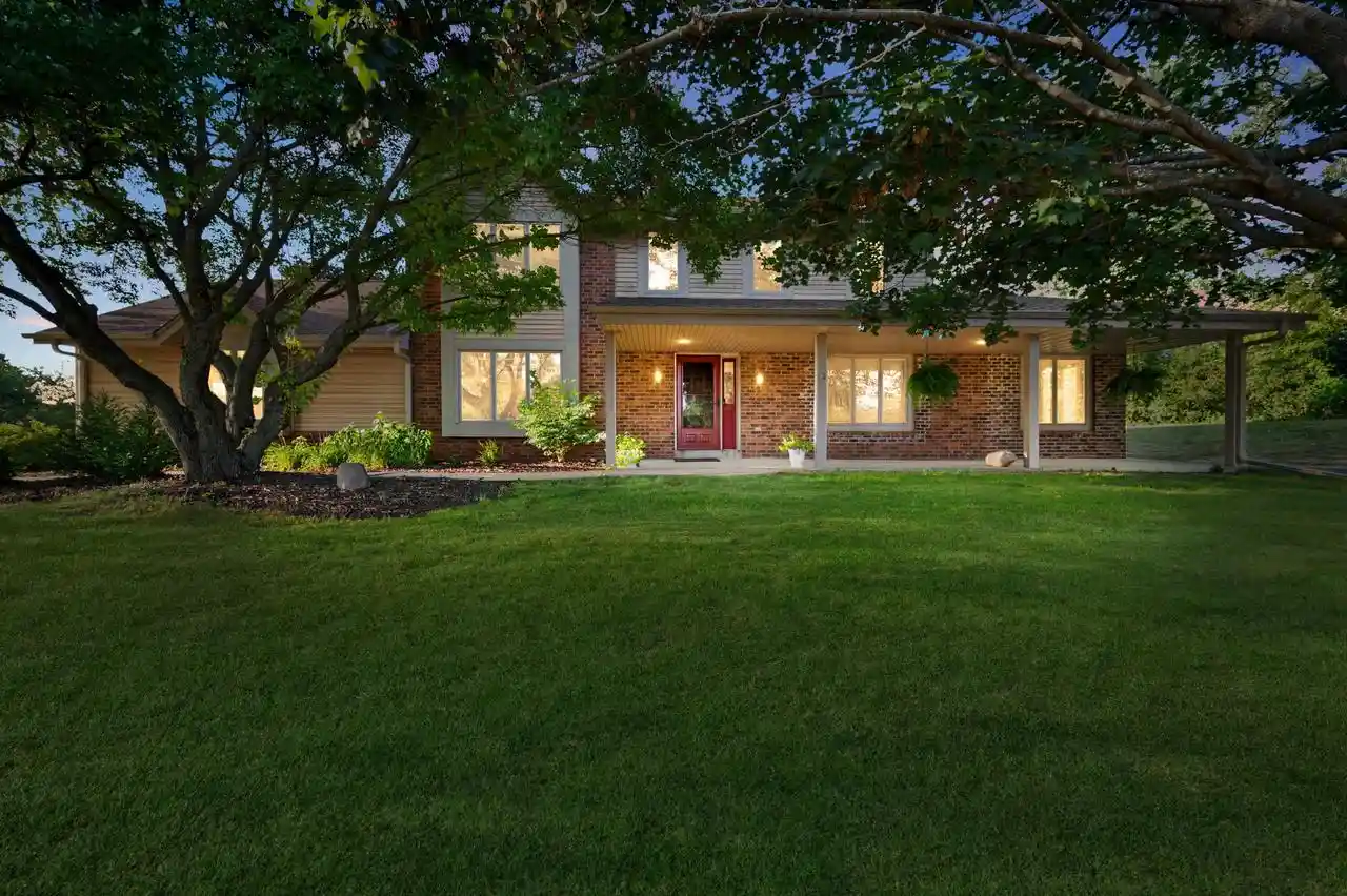 1st image of S67w23715 Fernwood Court Court, Waukesha, WI 53189 | MLS# 1973114