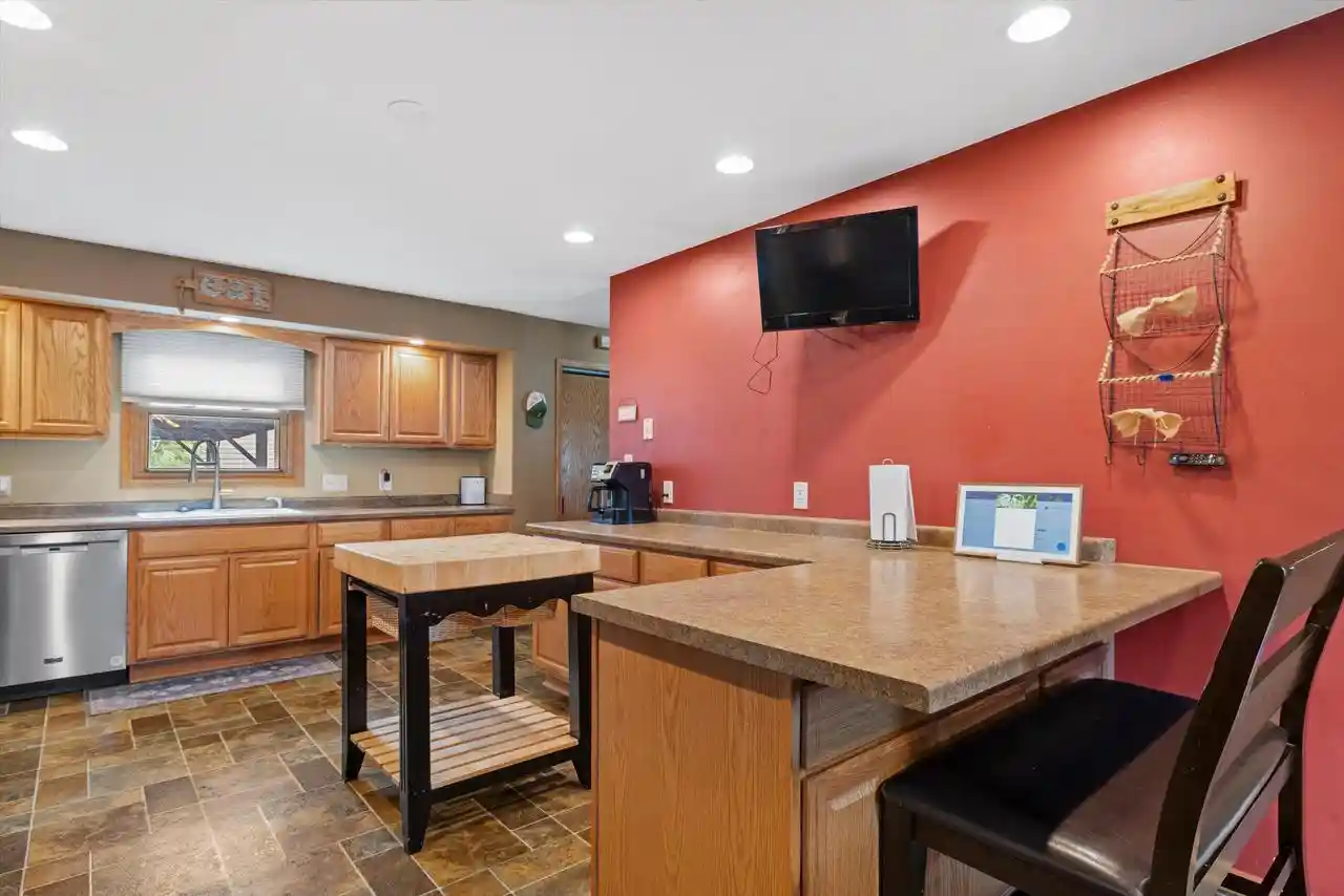 2nd image of 7913 48th Avenue Avenue, Kenosha, WI 53142 | MLS# 1973120