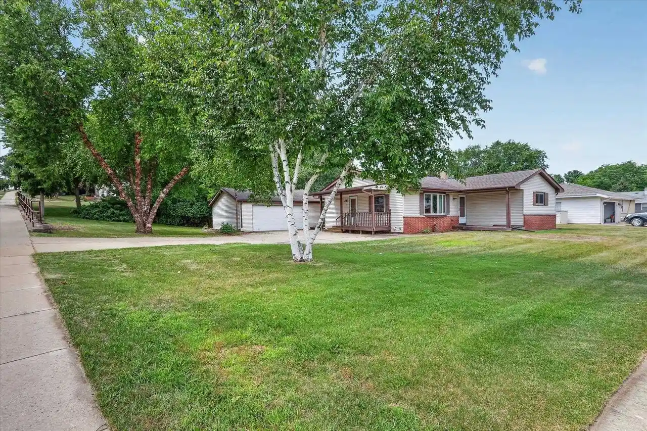 1st image of 4 S Wright Road Road, Janesville, WI 53546 | MLS# 2028772