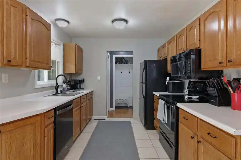 38th image of 10567 County Hwy S, Chippewa Falls, WI 54729 | MLS# 1603410
