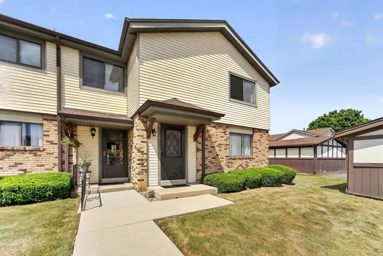 1st image of 5728 Cambridge Circle Circle #8, Mount Pleasant, WI 53406 | MLS# 1973127