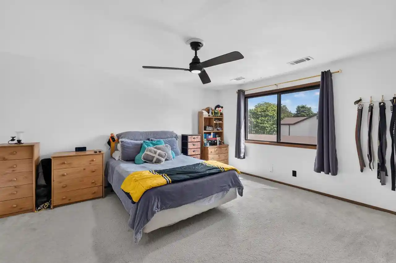 4th image of 5728 Cambridge Cir Cir, Mount Pleasant, WI 53406