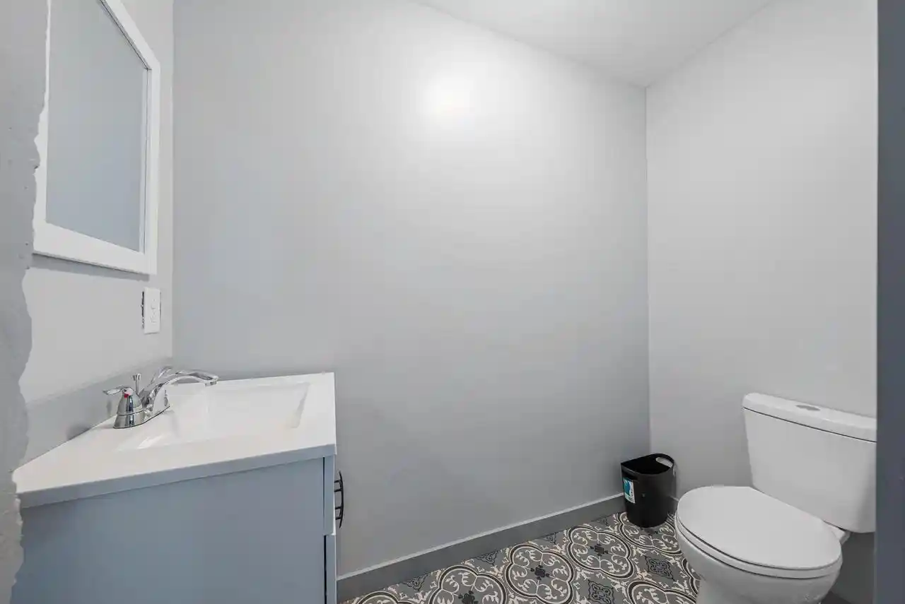 2nd image of 246 W 12th Avenue Avenue, Oshkosh, WI 54902 | MLS# 50329694