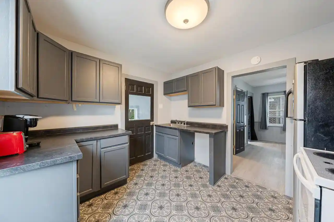 5th image of 246 W 12Th Avenue Avenue, Oshkosh, WI 54902 | MLS# 50329694