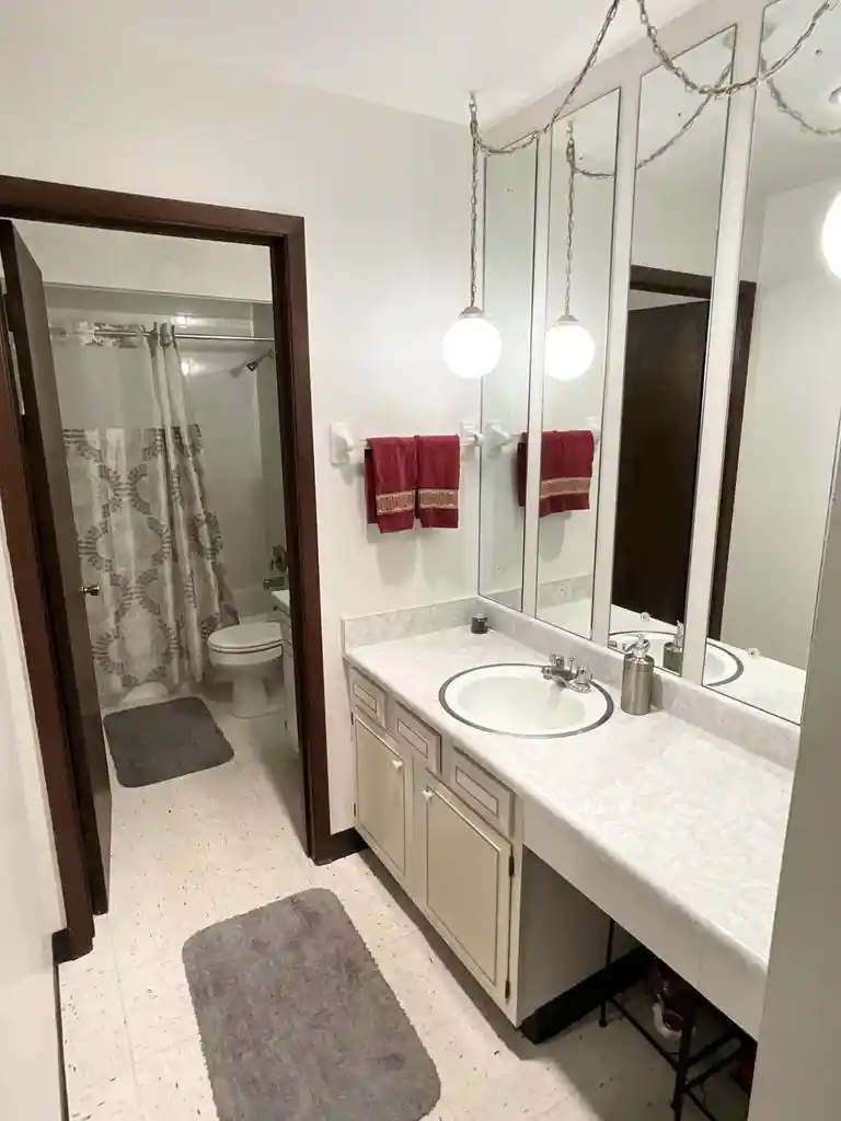 4th image of W169N11586 Biscayne Dr Dr #13, Germantown, WI 53022 | MLS# 1973140