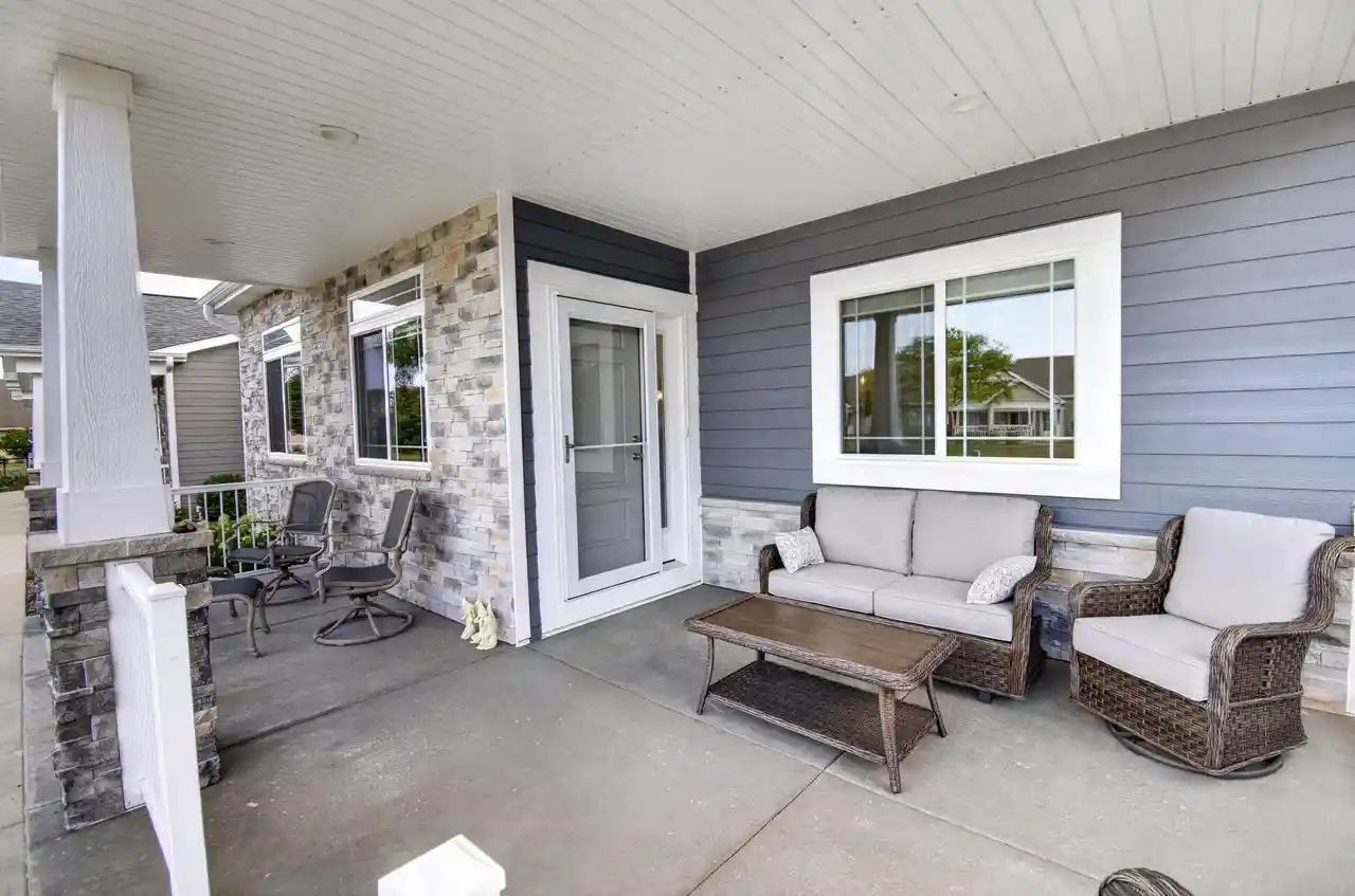 2nd image of 2808 21st St St, Kenosha, WI 53140