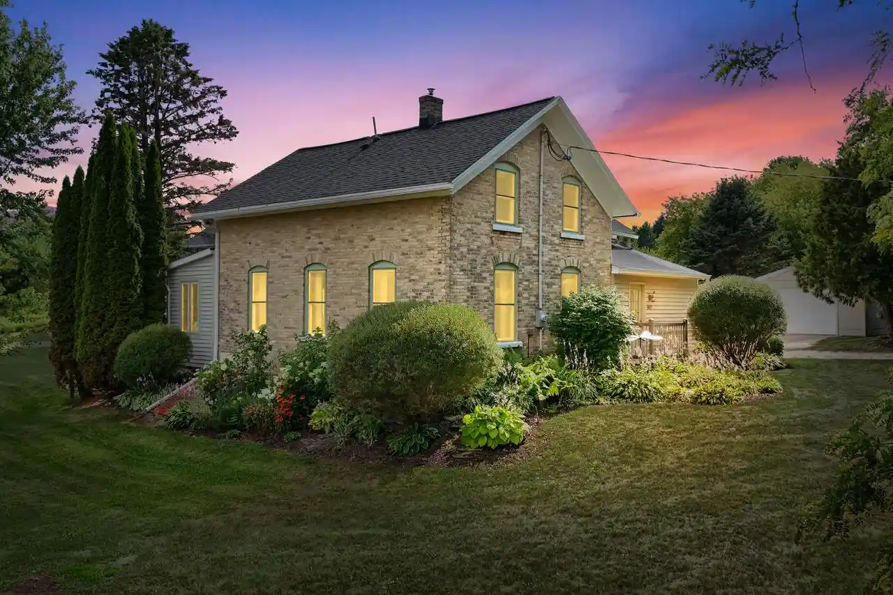 1st image of 4827 Beaver Dam Road Road, West Bend, WI 53090 | MLS# 1973137