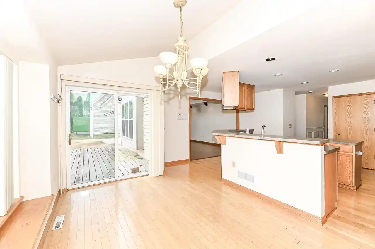 5th image of 11042 W Villa Avenue Avenue, Milwaukee, WI 53224 | MLS# 1973143