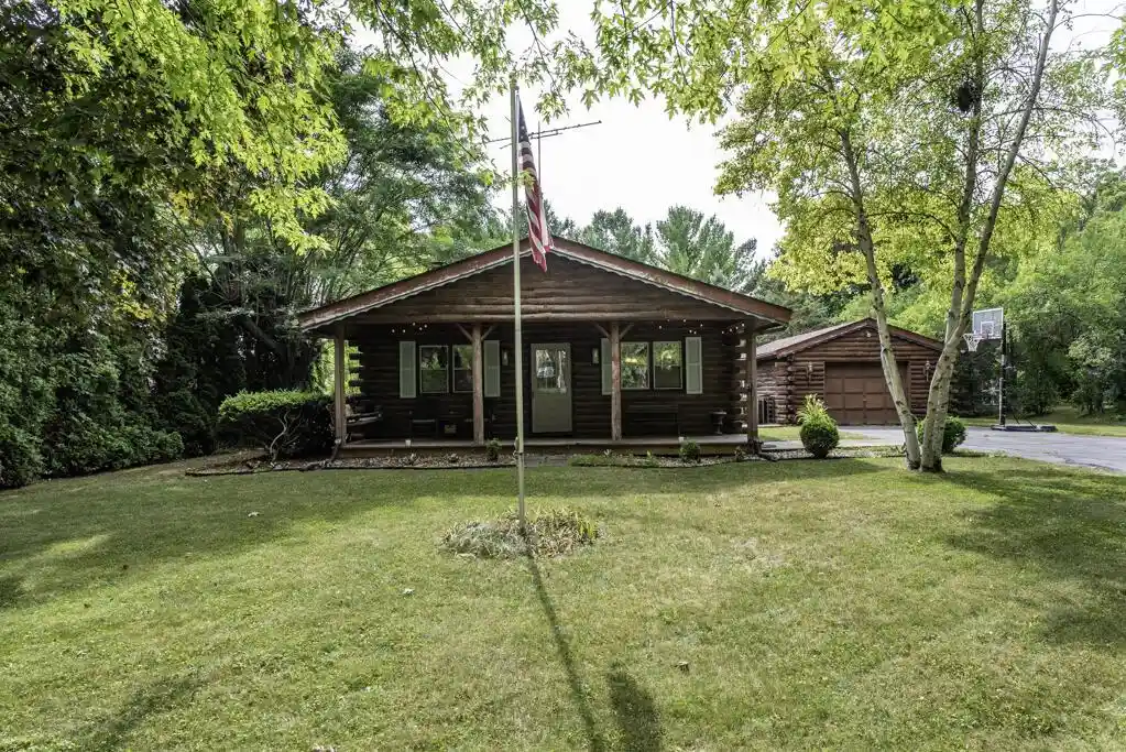 1st image of 8214 203rd Avenue Avenue, Bristol, WI 53104 | MLS# 1973149