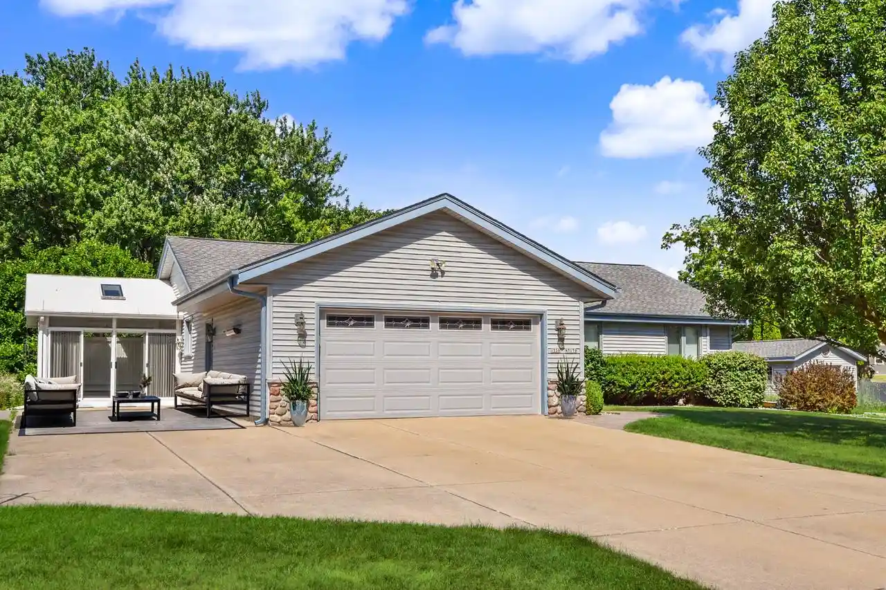 1st image of W236n7179 Meadow Lane Lane, Sussex, WI 53089 | MLS# 1973151