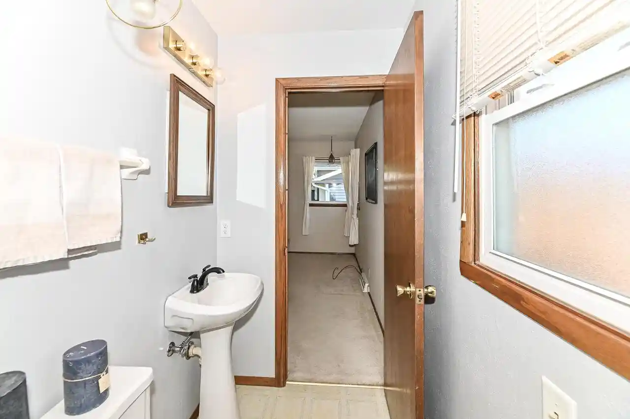 image of 3310 E Woodview Avenue Avenue, Oak Creek, WI 53154 | MLS# 1973158