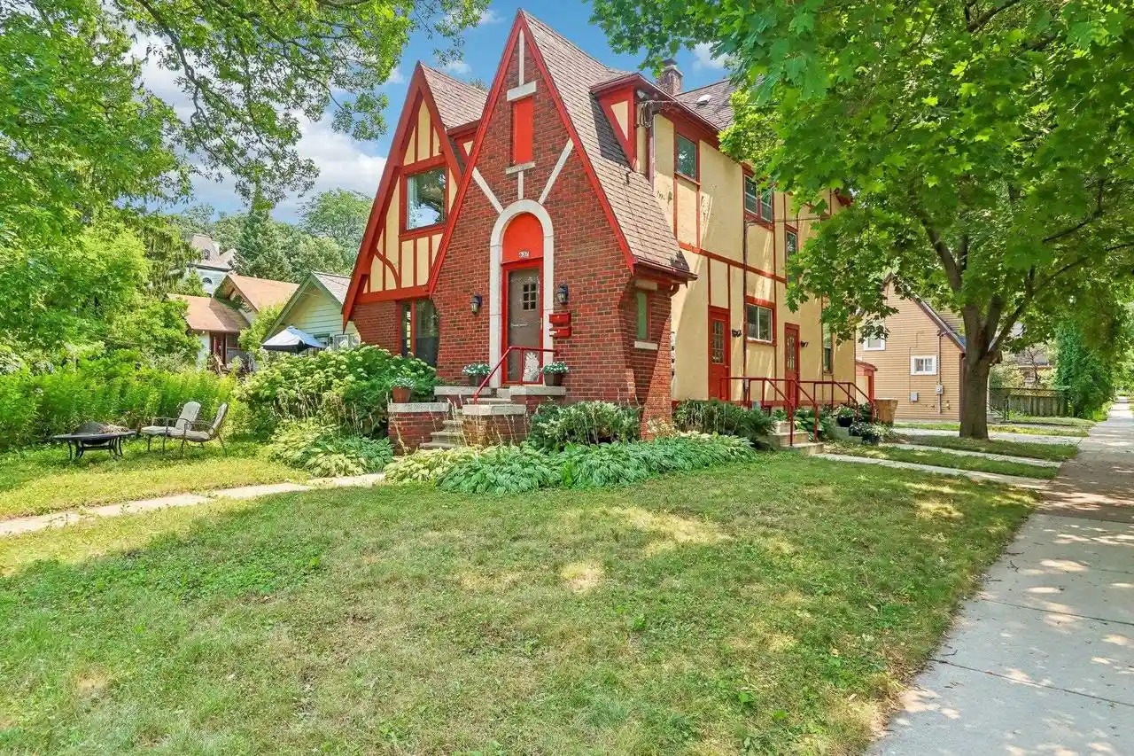 1st image of 637 W Lakeside Street Street, Madison, WI 53715 | MLS# 2028787