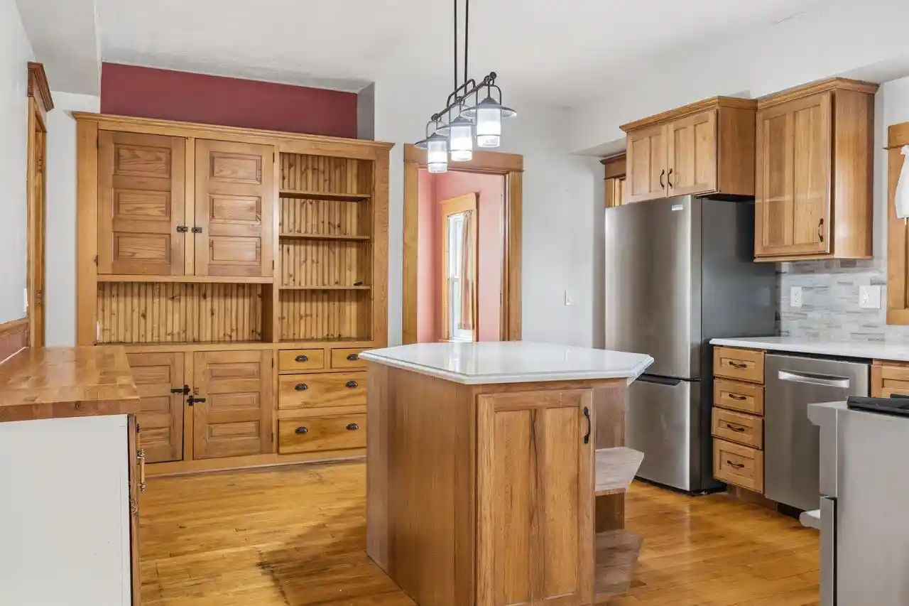 5th image of 704 E Sherman Avenue Avenue, Fort Atkinson, WI 53538 | MLS# 2028792