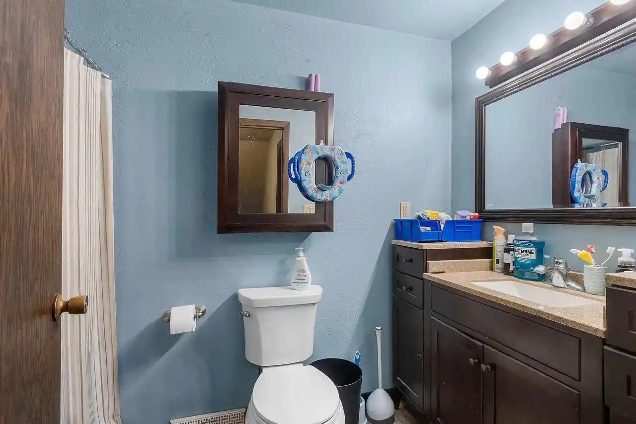 Photo 4 of Multi family home for sale at 1519 Hillcrest Dr Dr, Kaukauna, WI 54130 | MLS# 50329706 | Listing updated on 2026-09-10