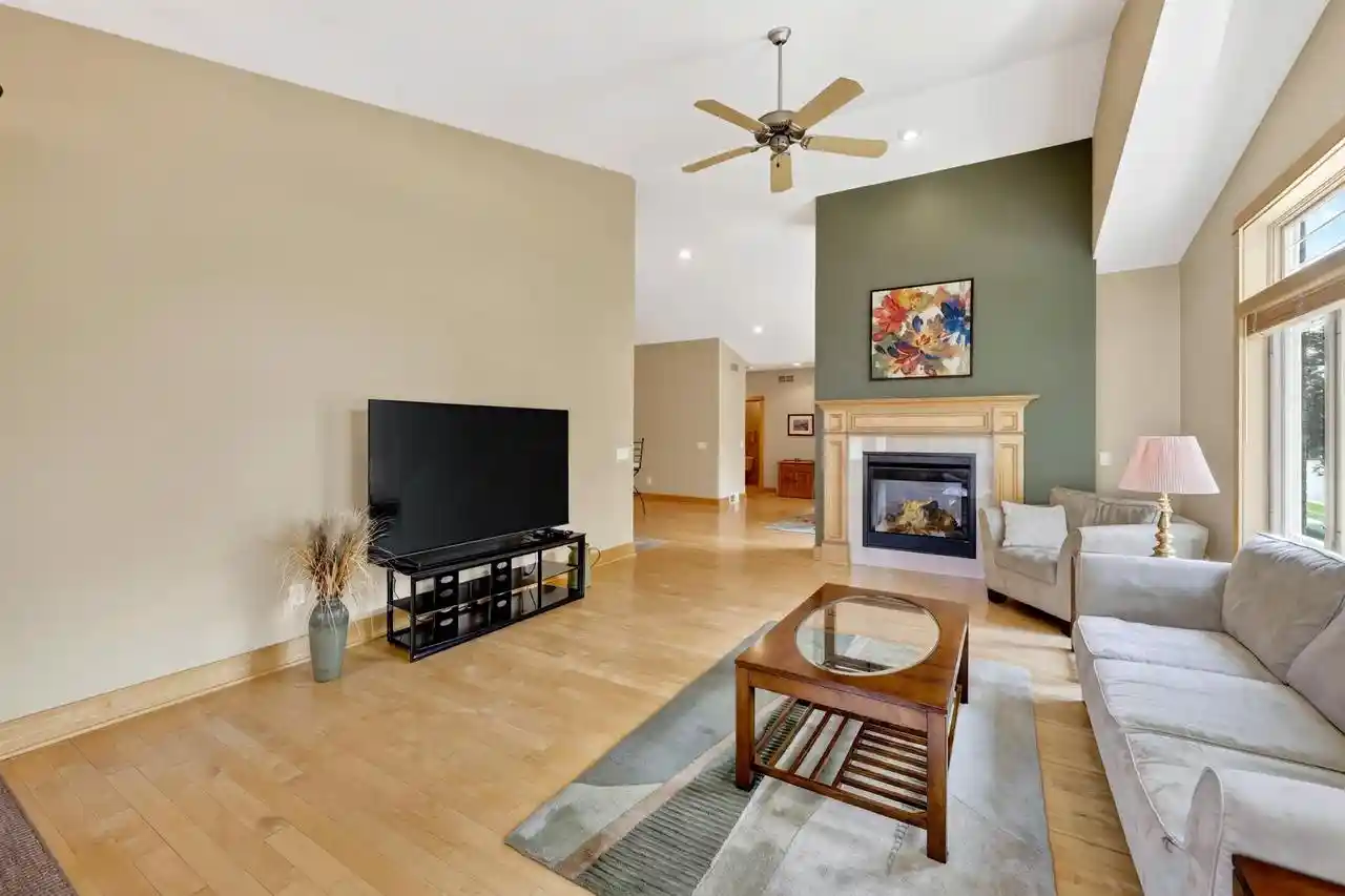 Photo 4 of Single family home for sale at 617 Nightingale Lane Lane, Cottage Grove, WI 53527 | MLS# 2028800 | Listing updated on 2026-09-12