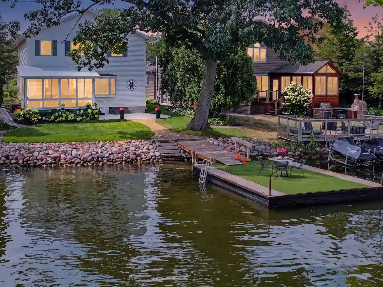 1st image of 28906 Beach Dr Dr, Waterford, WI 53185 | MLS# 1973205