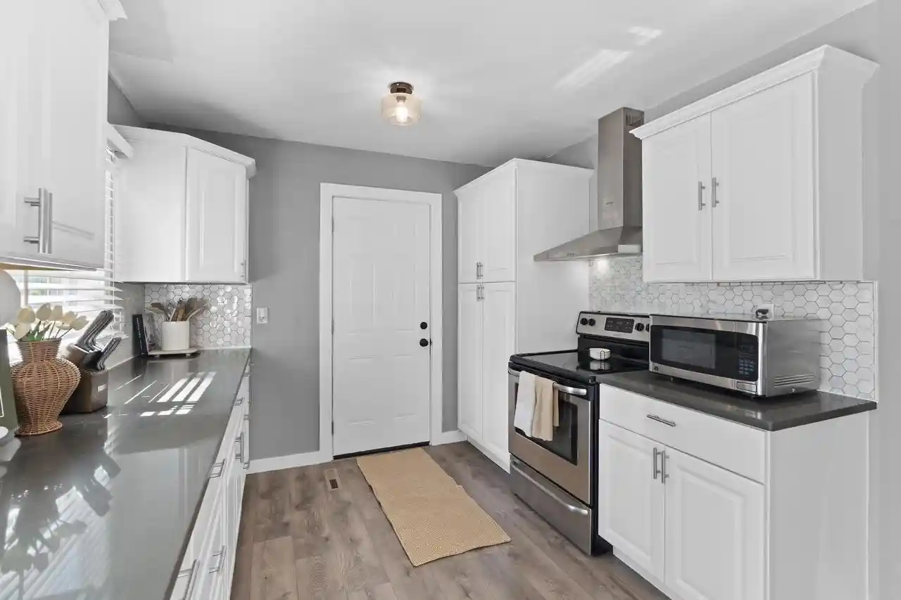4th image of W157N9750 Glenwood Road Road, Germantown, WI 53022 | MLS# 1973211