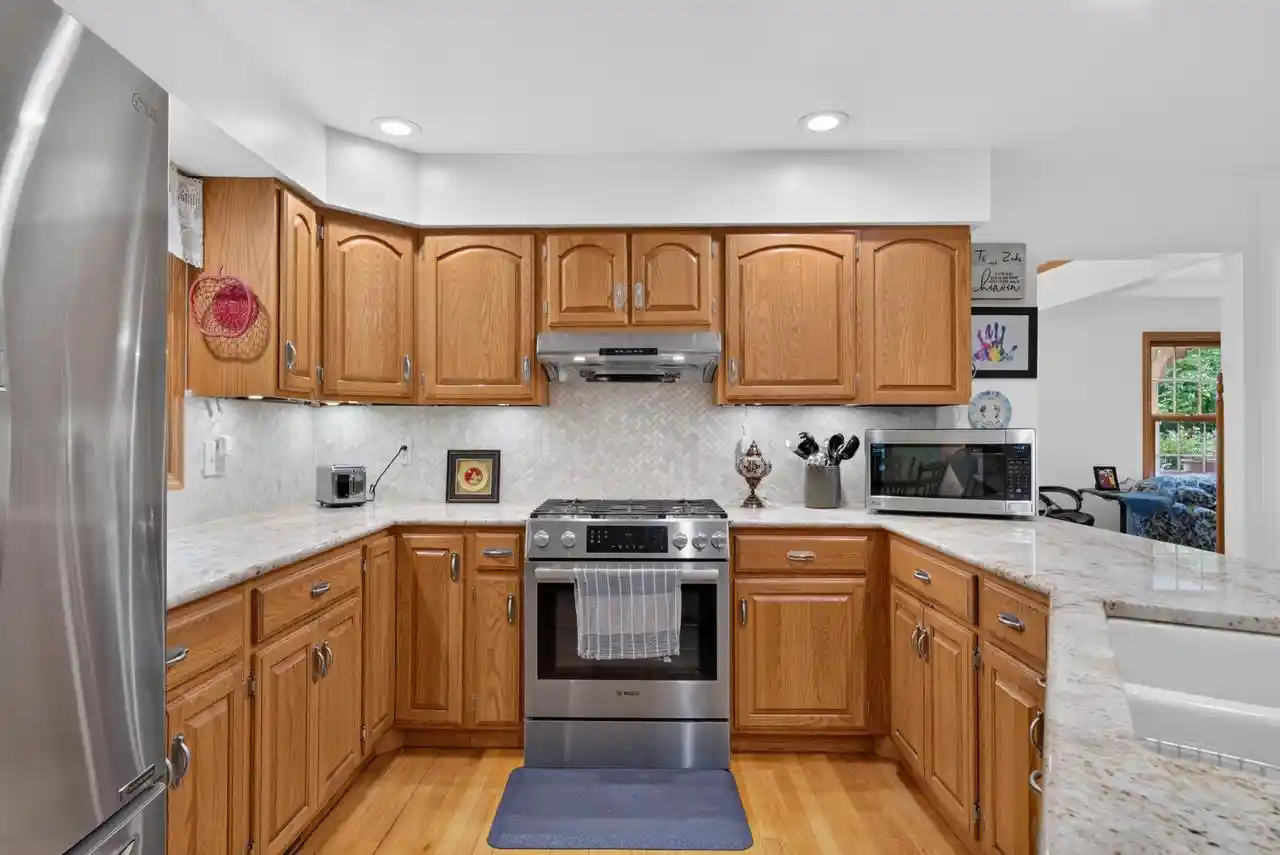 2nd image of N1933 Alicia Court Court, Oostburg, WI 53070 | MLS# 1973221