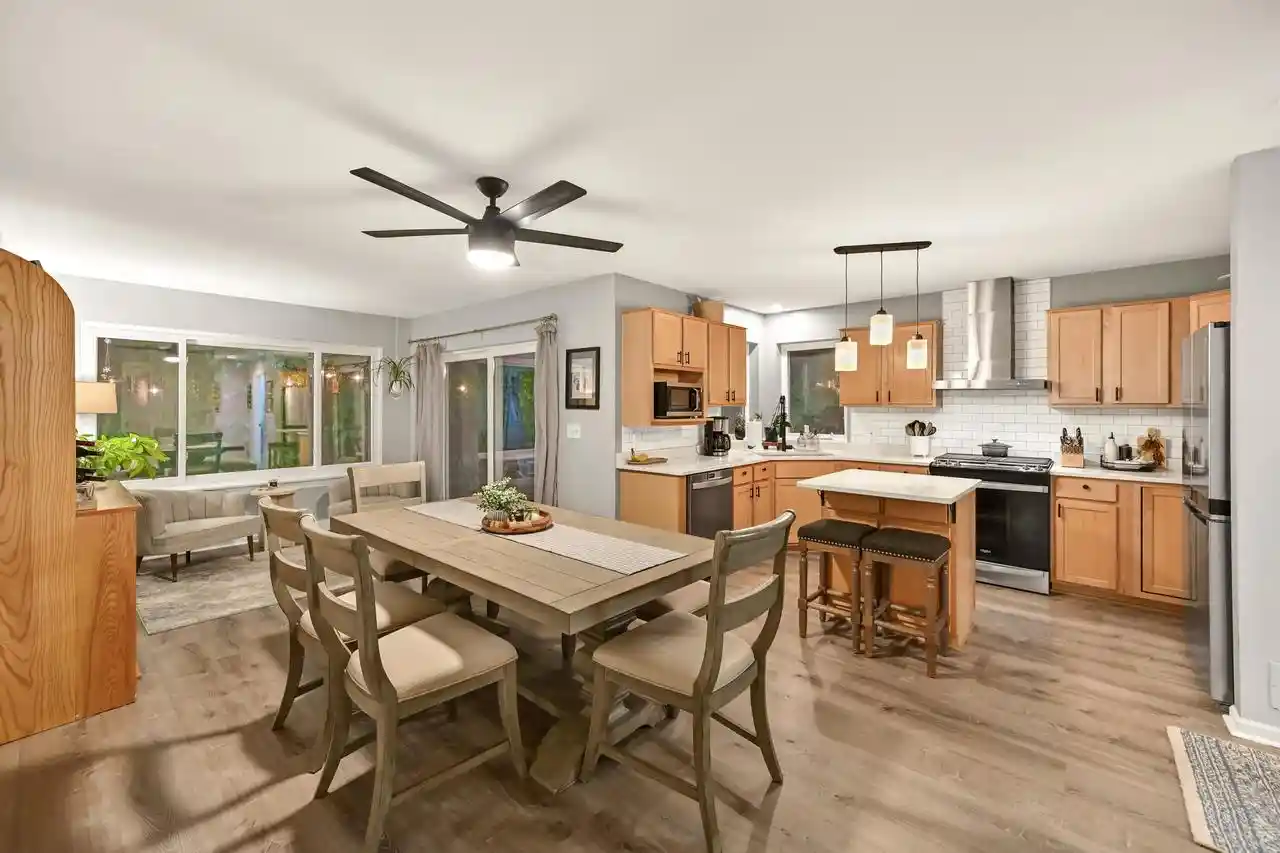 35th image of 1864 Blackfoot Court Court, Grafton, WI 53024 | MLS# 1973227