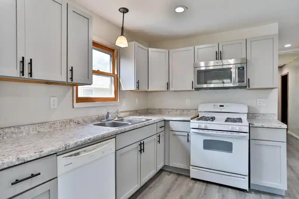 2nd image of 834 S 11th Avenue Avenue, Wausau, WI 54401 | MLS# 22603526